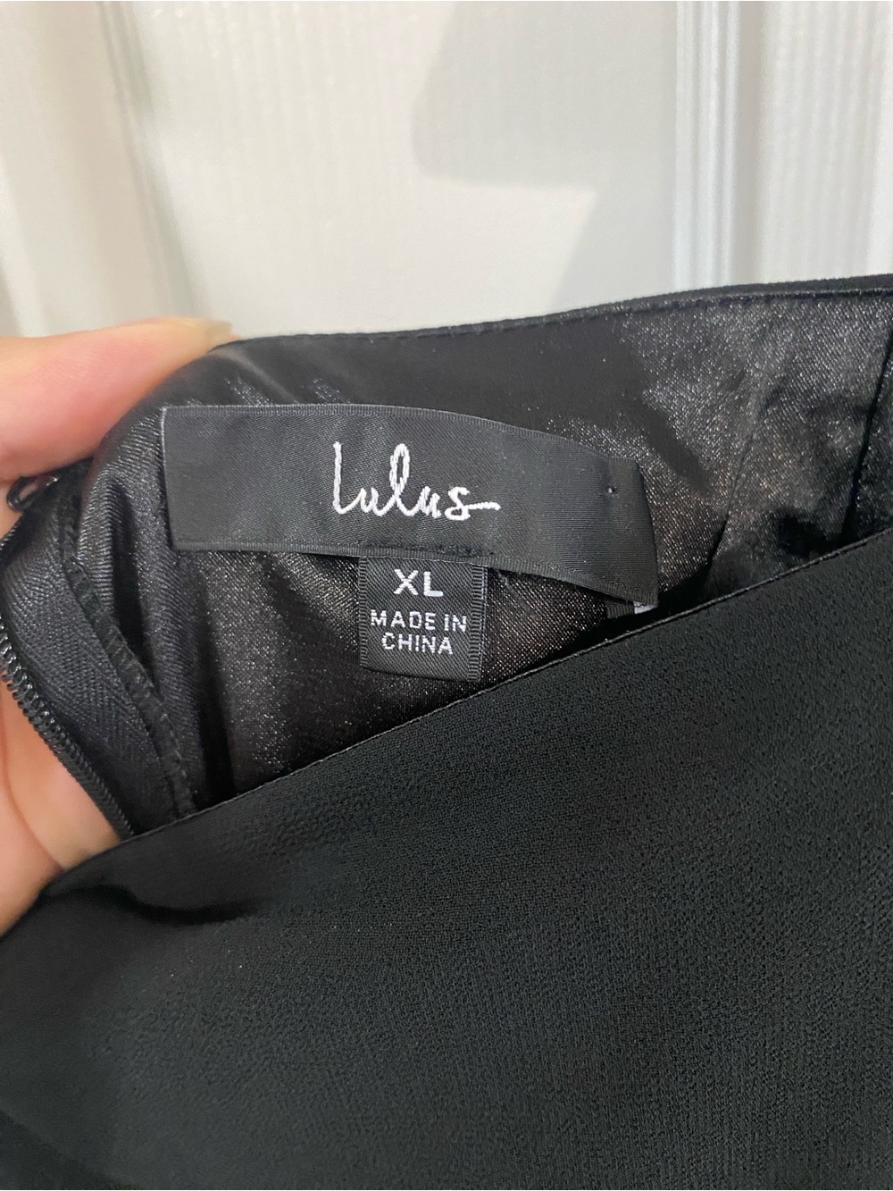NWOT Lulu’s Love Me Forever Black-Tie Shoulder-Maxi Dress with Front Slit - Picture 7 of 8